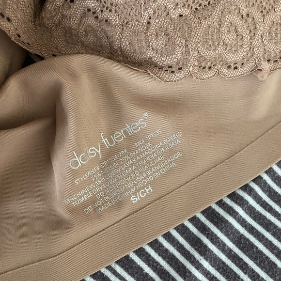 Daisy Fuentes lace bra/bralette S - Picture 4 of 4